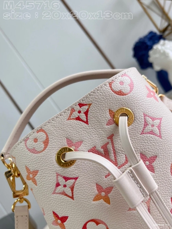 WIS BB-20*20*13cm LOUIS NÉONOÉ VUITTON 1107